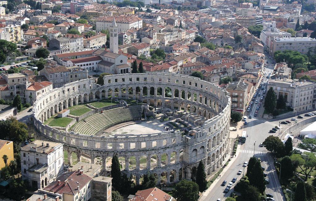 Apartment Asja Old City Center Pula Luaran gambar