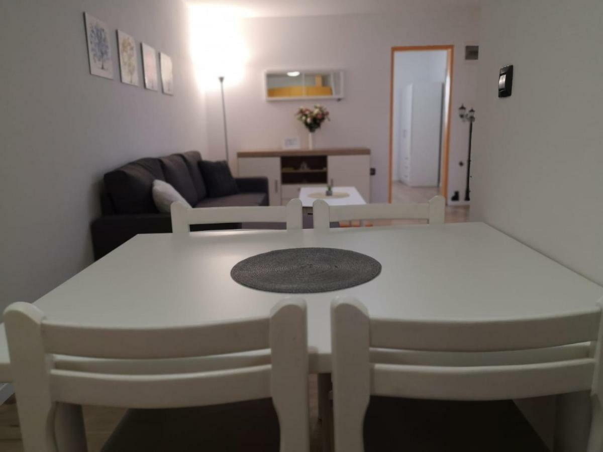 Apartment Asja Old City Center Pula Luaran gambar