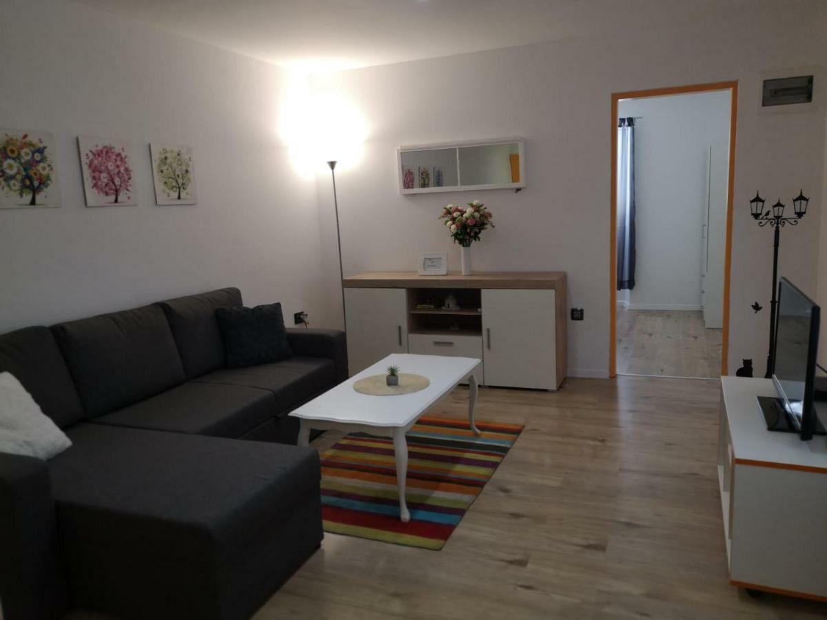 Apartment Asja Old City Center Pula Luaran gambar