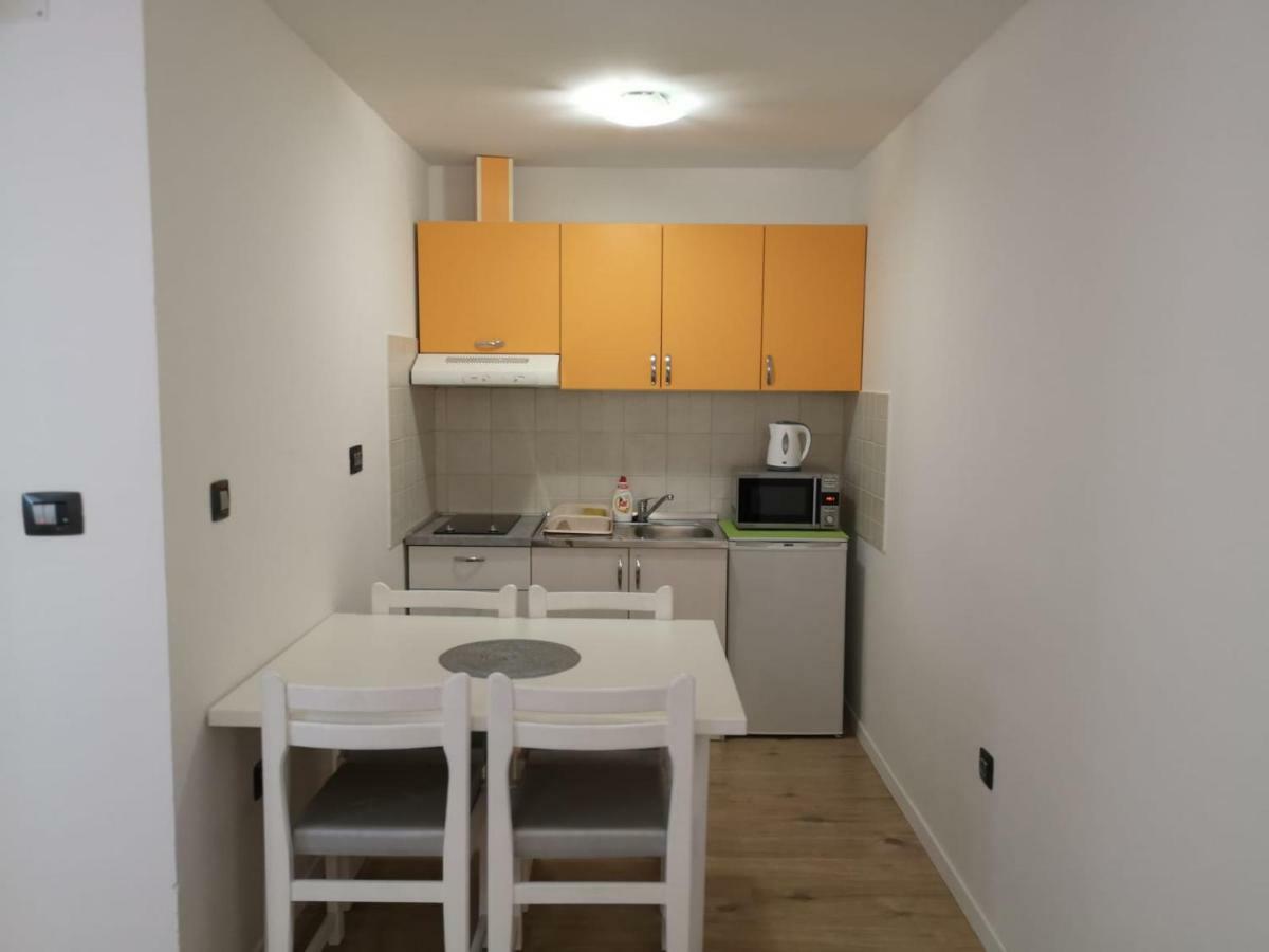 Apartment Asja Old City Center Pula Luaran gambar